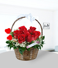 7 Red Roses in the Basket
