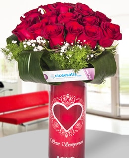 20 Roses in a Vase For Darling
